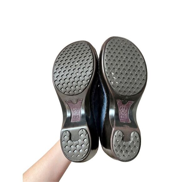 Ariat Blue Piedmont Textured Leather Laser Cut Clogs size 6.5 B - Picture 10 of 11